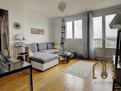 For sale Vaulx-en-velin 3 rooms 54 m2 Rhone (69120) photo 0