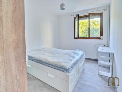 Louer Appartement Vaulx-en-velin 450 euros