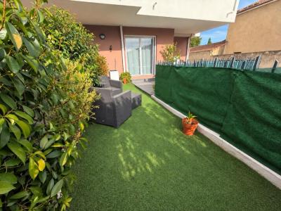 For sale Salon-de-provence 3 rooms 72 m2 Bouches du Rhone (13300) photo 0