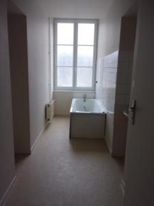 Louer Appartement 100 m2 Bricon