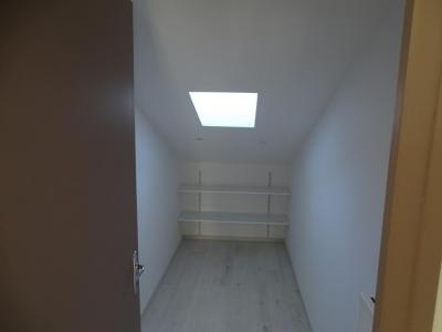Annonce Location 5 pi�ces Appartement Mirabel 82