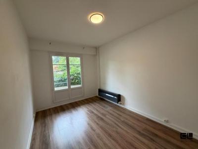 Louer Appartement Fontaines-sur-saone 1190 euros