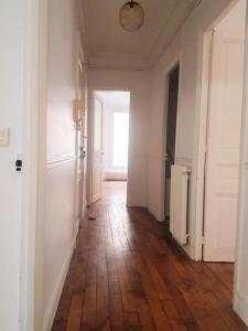 For rent Paris-20eme-arrondissement 2 rooms 41 m2 Paris (75020) photo 0