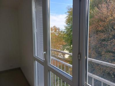 Louer Appartement Luxeuil-les-bains 277 euros