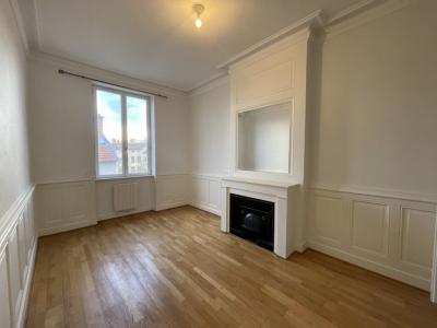 Louer Appartement Lyon-4eme-arrondissement 1303 euros