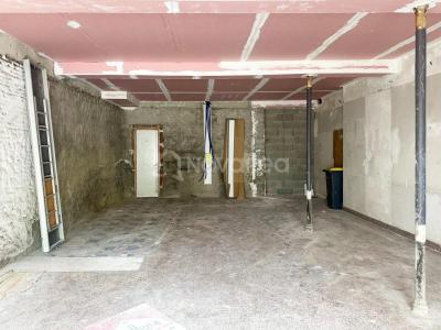 Louer Local commercial 75 m2 Pau
