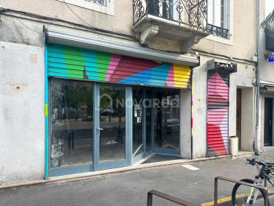 Louer Local commercial Pau 10705 euros