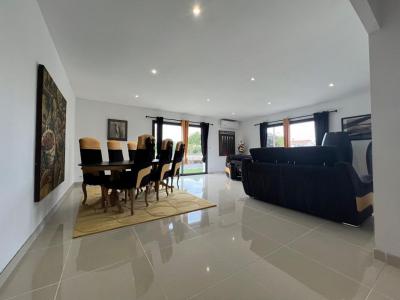 For sale Saint-yrieix-sur-charente 5 rooms 124 m2 Charente (16710) photo 1