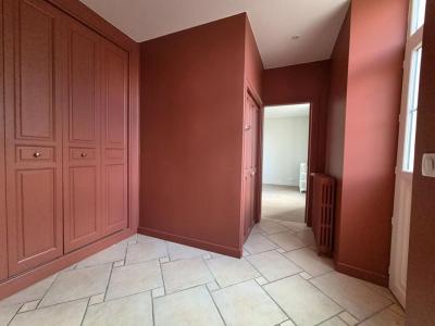For rent Etampes 6 rooms 183 m2 Essonne (91150) photo 3