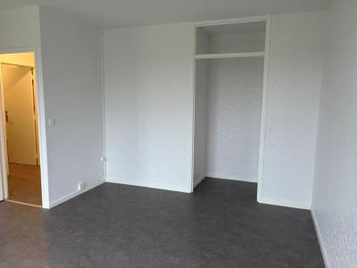 Louer Appartement 50 m2 Chatre