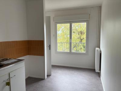 For rent Cluis 3 rooms 66 m2 Indre (36340) photo 2