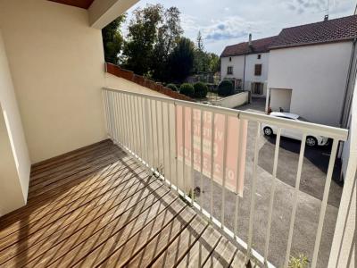 For rent Bourbonne-les-bains 2 rooms 57 m2 Haute marne (52400) photo 0