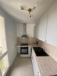 For rent Etampes 1 room 32 m2 Essonne (91150) photo 2