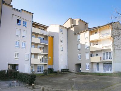 For sale Macon 4 rooms 87 m2 Saone et loire (71000) photo 0