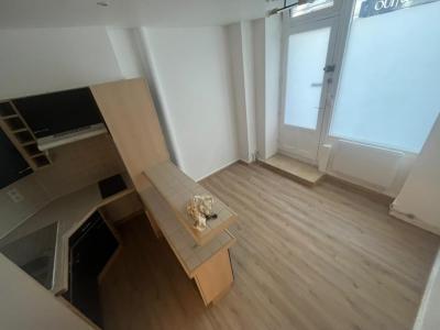 For rent Paris-9eme-arrondissement 1 room 26 m2 Paris (75009) photo 1