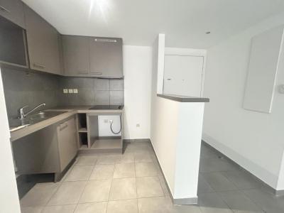 Louer Appartement Marseille-2eme-arrondissement 990 euros