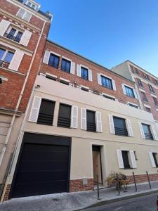 For sale Saint-ouen 4 rooms 68 m2 Seine saint denis (93400) photo 0