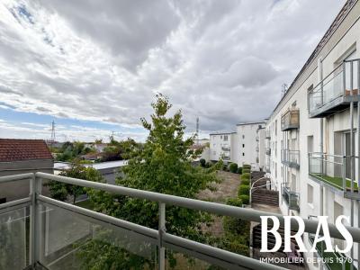 For sale Nantes 3 rooms 70 m2 Loire atlantique (44200) photo 0