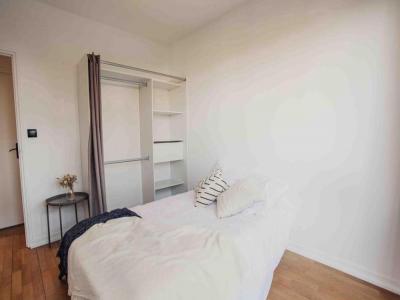 For rent Fontenay-le-fleury 1 room 23 m2 Yvelines (78330) photo 0