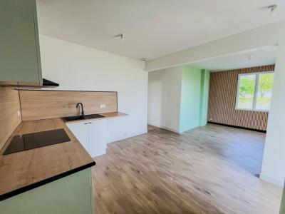 For rent 4 rooms 66 m2 Vendee (85450) photo 3