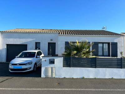 For rent MARANS 4 rooms 101 m2 Charente maritime (17230) photo 0