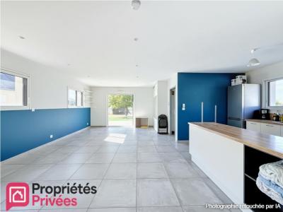 For sale Beaufort-en-vallee 5 rooms 110 m2 Maine et loire (49250) photo 3