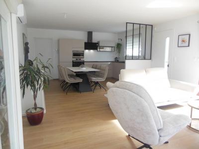 For sale Saint-georges-de-didonne 3 rooms 76 m2 Charente maritime (17110) photo 0