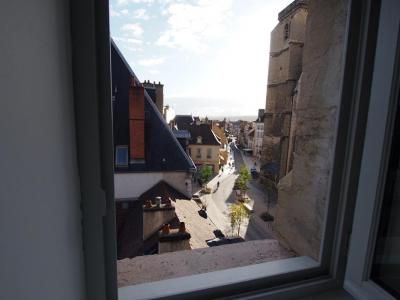 For sale Dijon 3 rooms 40 m2 Cote d'or (21000) photo 0