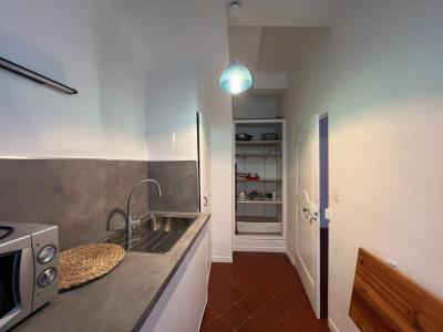 Louer Appartement Beaurecueil 650 euros