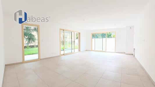 For sale Ecully 4 rooms 110 m2 Rhone (69130) photo 3