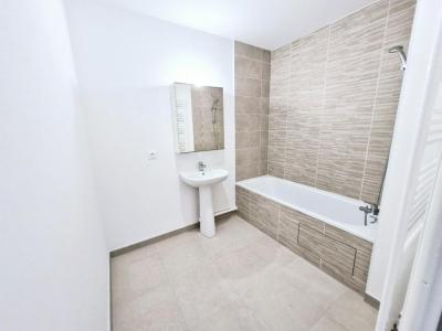 Louer Appartement Freneuse 888 euros