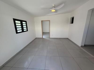 Louer Maison Saint-paul 2125 euros