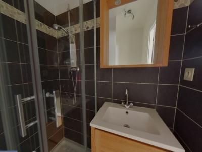 Louer Appartement 25 m2 Lyon-3eme-arrondissement
