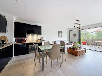 Acheter Appartement 63 m2 Valbonne