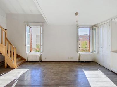 For sale Lyon-7eme-arrondissement 5 rooms 93 m2 Rhone (69007) photo 2