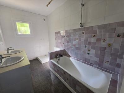 For rent Valbonne 4 rooms 102 m2 Alpes Maritimes (06560) photo 4