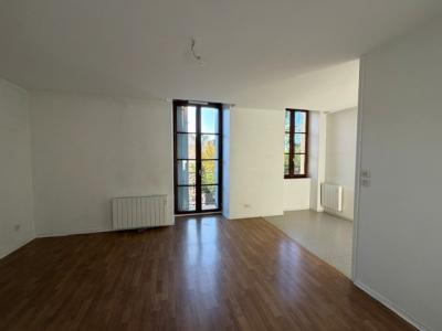 For rent Nuits-saint-georges 2 rooms 41 m2 Cote d'or (21700) photo 1