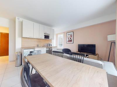 For rent Champs-sur-marne 6 rooms 106 m2 Seine et marne (77420) photo 2