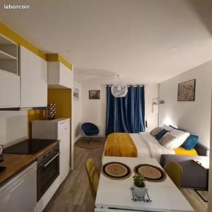 For rent Villabe 1 room 24 m2 Essonne (91100) photo 4