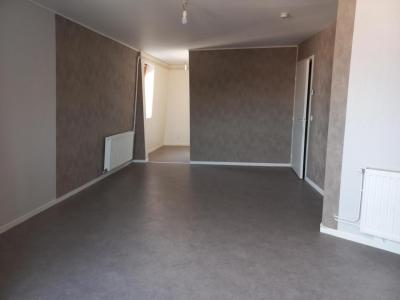 Louer Appartement 32 m2 Chatre