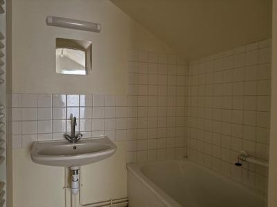 Louer Appartement Chatre 484 euros