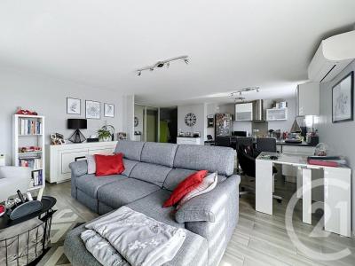 For sale Grigny 4 rooms 89 m2 Rhone (69520) photo 0