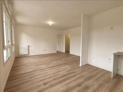 For rent Villiers-sur-marne 2 rooms 47 m2 Val de Marne (94350) photo 0