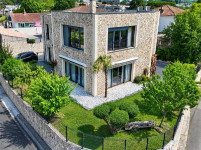 For sale Floirac 7 rooms 240 m2 Gironde (33270) photo 0