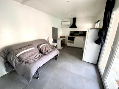 For rent Istres 1 room 18 m2 Bouches du Rhone (13800) photo 0