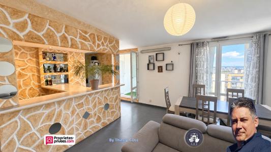 For sale Vaulx-en-velin 4 rooms 90 m2 Rhone (69120) photo 0