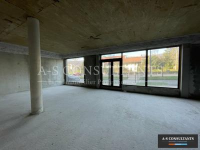 Louer Bureau 58 m2 Saint-genis-pouilly