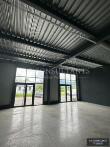 Louer Local commercial 2315 m2 Chignin