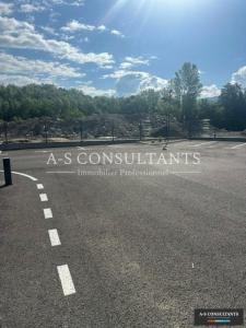 Louer Commerce 253 m2 Arbin
