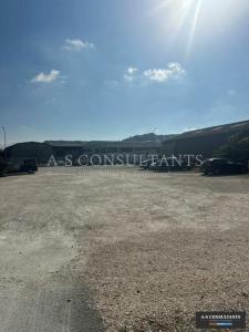 Louer Commerce 1200 m2 Rumilly